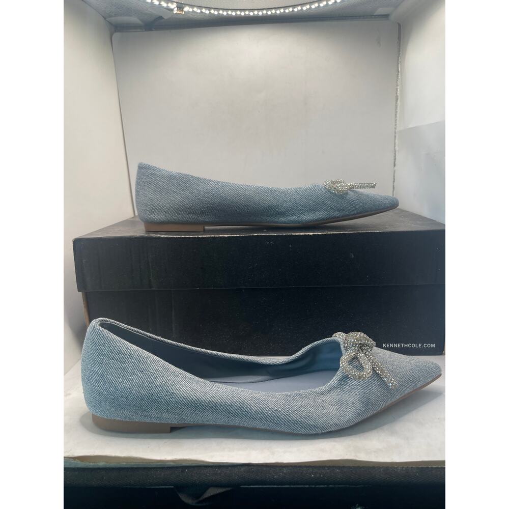 Steve Madden: BLAIR GOLD FLATS Size 8.5M